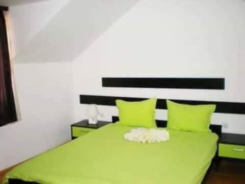 Aparthotel Vila Cair Doplata Za Bazen à Sokobanja Extérieur photo